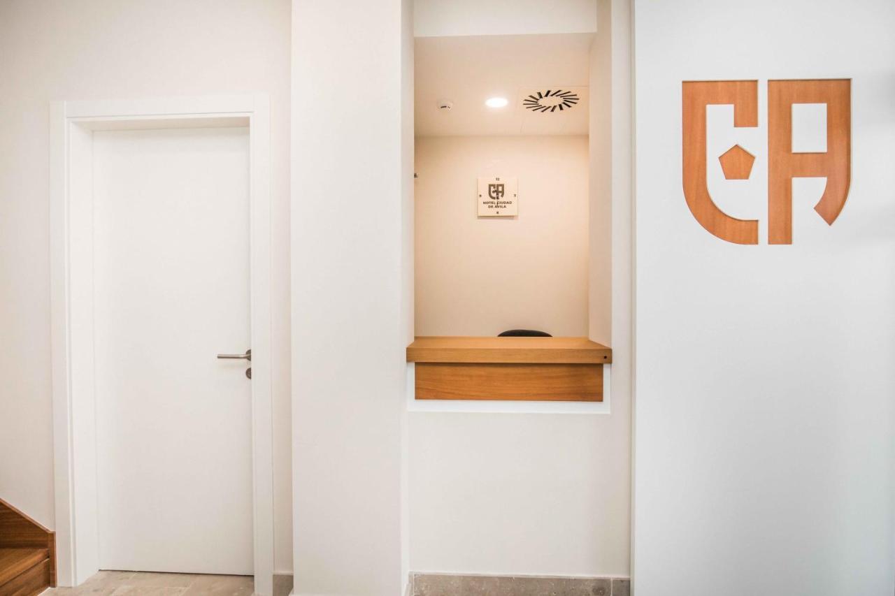 Hotel Ciudad De Ávila מראה חיצוני תמונה
